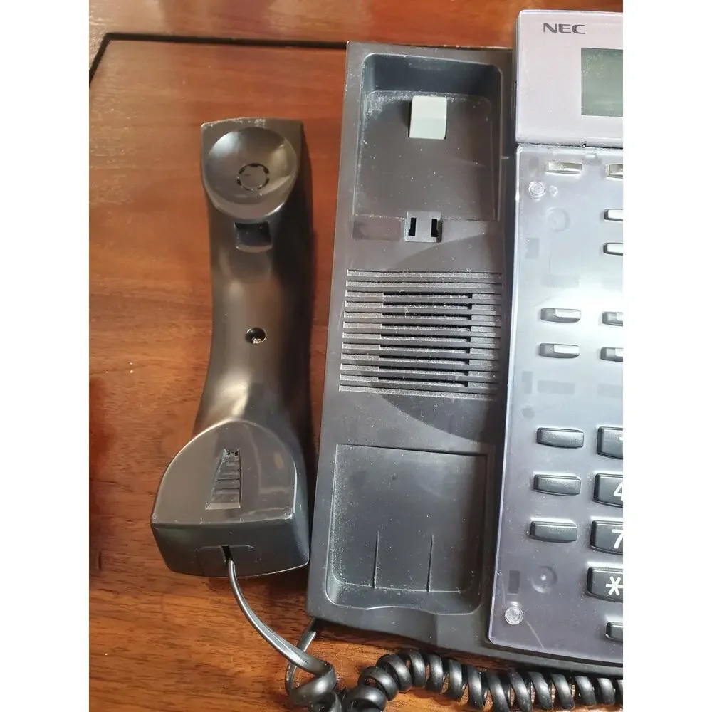 NEC Aspire 22B IP1NA-12TXH TEL Black Office Business Phone 0890043 Display HF